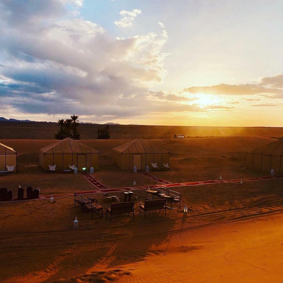 Hotel Boho Glamping à Merzouga Extérieur photo